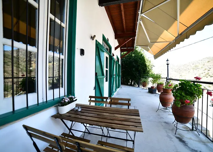 Laouri Traditional 1-bedroom In Kalopanayiotis *